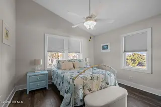2307 Ocean Drive, Emerald Isle, NC 28594 – photo 12: 13-web-or-mls-1S3A3052