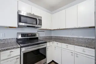 6211 Wrightsville Avenue Apt 102, Wilmington, NC 28403 – photo 13