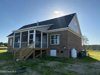 7553 Sweetwater Drive, Nashville, NC 27856 – photo 8: e1d18205-7716-4f1c-8369-d36e36ba8854