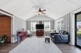 899 Island Road, Harkers Island, NC 28531 – photo 15: 50-web-or-mls-899-Island-Rd-033_edit