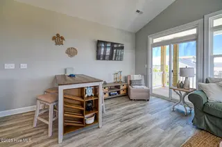 128 Sea Gull Lane, North Topsail Beach, NC 28460 – photo 10: living area4
