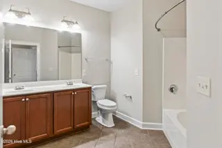 4105 Bluebill Drive 1, Greenville, NC 27858 – photo 15: 8G4A0609