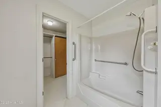 2475 Reges Store Road, Nashville, NC 27856 — 3-bedroom home, Nashville, NC, photo 22 of 43: Primary Bathroom