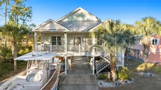 1404 W Yacht Drive, Oak Island, NC 28465 – photo 2: Front close