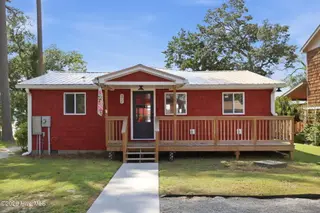 32 & 35 S Teachs Point Road, Bath, NC 27808 – photo 5: 1-web-or-mls-IMG_0003-(1)_edit