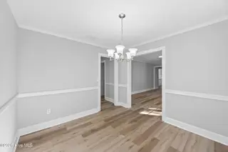 117 Greenwood Drive, Greenville, NC 27834 – photo 10: 22-web-or-mls-BLS_0015