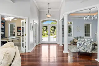 585 Westchester Place SW, Ocean Isle Beach, NC 28469 – photo 9: Entry Way