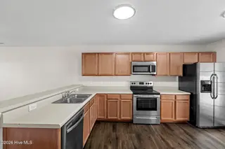 7002 Banister Loop, Jacksonville, NC 28546 — 2-bedroom townhome in The Gables, Jacksonville, NC, photo 12 of 24