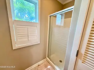 2807 Arendell Street, Morehead City, NC 28557 – photo 18: Bath