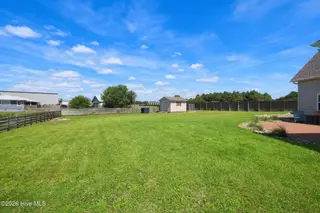 105 Franklin Court, Cedar Point, NC 28584 – photo 12: 10 Back yard