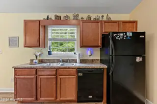 101 Woodbury Farm Drive, Jacksonville, NC 28540 – photo 7: 07