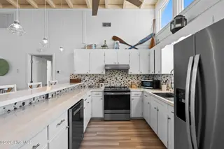 347 E First Street, Ocean Isle Beach, NC 28469 – photo 7: Kitchen