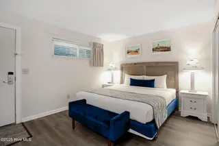104 S Lumina Avenue Unit 103, Wrightsville Beach, NC 28480 — 1-bedroom condo in Summer Sands Condominiums, Wrightsville Beach, NC, photo 9 of 20