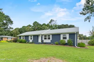 302 Mohican Trail, Wilmington, NC 28409 – photo 4: 302 Mohican Trail