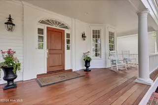 2240 Deepwood Drive, Wilmington, NC 28405 — 6-bedroom home in Landfall, Wilmington, NC, photo 6 of 77: 006_img_8969_91