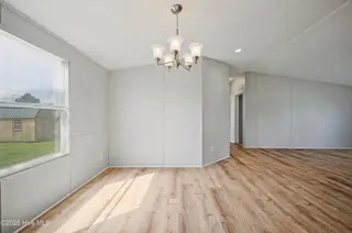 222 Katies Trail, Elizabeth City, NC 27909 – photo 15: breakfast nook