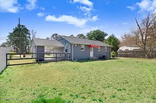 203 Banks Avenue, Goldsboro, NC 27534 — 3-bedroom home in Jefferson Park, Goldsboro, NC, photo 20 of 22: 06-203 Banks Ave-6
