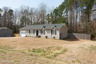 244 S Creek Drive, Jacksonville, NC 28540 – photo 3: DSC_4622