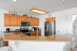 1123 E Beach Drive, Oak Island, NC 28465 – photo 15: mls-RIC_4662