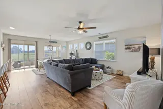 560 Slippery Rock Way, Carolina Shores, NC 28467 — 3-bedroom home in The Farm, Carolina Shores, NC, photo 19 of 45: 17-web-or-mls-_DSC9681 - Copy