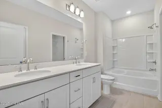 2225 Star Shower Way, Leland, NC 28451 – photo 15: Primary bath