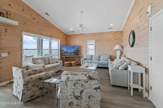6621 W Beach Drive, Oak Island, NC 28465 – photo 14: 6621 W Beach Drive