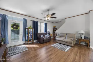6079 Bell Williams Road, Currie, NC 28435 — 3-bedroom home, Currie, NC, photo 6 of 57: 6_living room