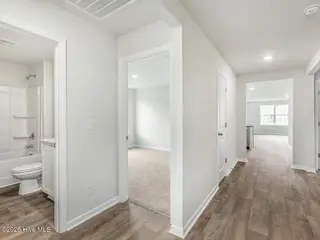 411 Driftwood Drive 46, Richlands, NC 28574 – photo 4: DrummondGrove6282foyDRHorton-007-003-128
