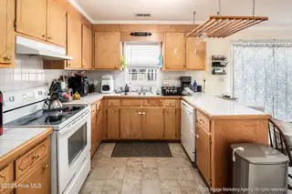 2300 Vineyard Drive P8, Winterville, NC 28590 – photo 11: 20250715 MLS S_Nilsen 2300 Vineyard Dr P