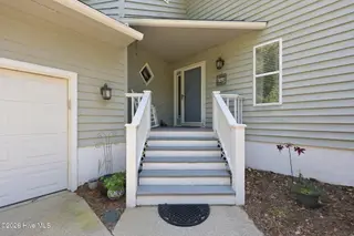 806 Lord Granville Drive, Morehead City, NC 28557 – photo 7: Front entrance