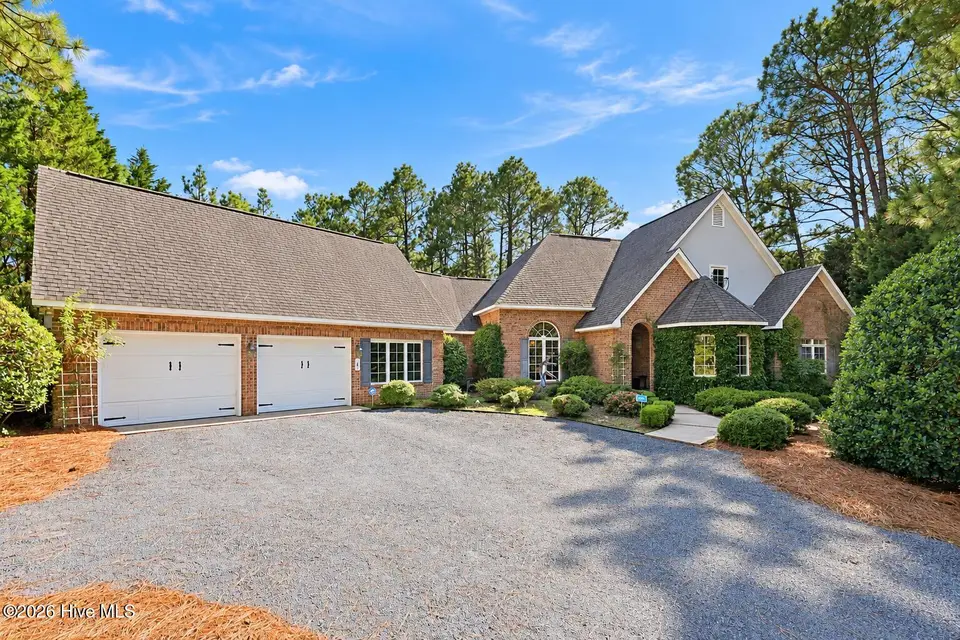 127 Sakonnet Trail, Pinehurst, NC 28374 – photo 1 of 42: Sakonnett