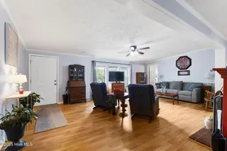 536 Capeside Drive, Wilmington, NC 28412 – photo 15: 7-web-or-mls-GI - 536 Capeside Dr - List