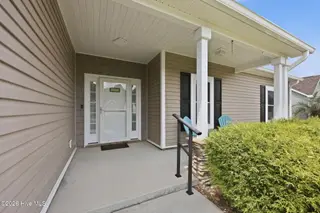 100 Paddle Trail Lane, Swansboro, NC 28584 – photo 6: Front Porch
