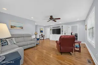 140 NE 18th Street, Oak Island, NC 28465 – photo 7