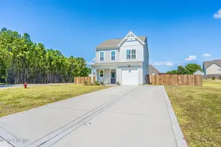 70 Walkabout Drive, Aberdeen, NC 28315 – photo 3: Front Elevation