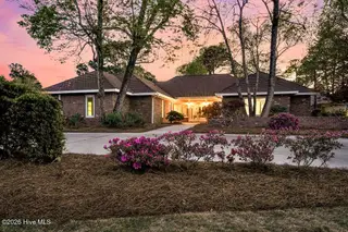 1818 Cross Staff Place, Wilmington, NC 28405 — 3-bedroom home in Landfall, Wilmington, NC, photo 2 of 59: 1818CrossStaffPlaceTwilight-1