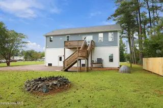 402 Gillikin Road, Beaufort, NC 28516 – photo 4: 5-web-or-mls-IMG_3570