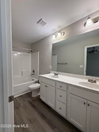4160 Brook Creek Lane Unit A, Greenville, NC 27858 – photo 13: IMG_1212