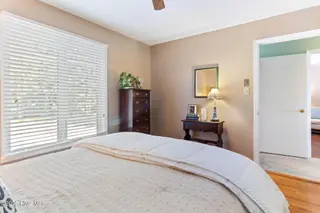 712 Canal Cove Road, Lake Waccamaw, NC 28450 – photo 22: Bedroom 2