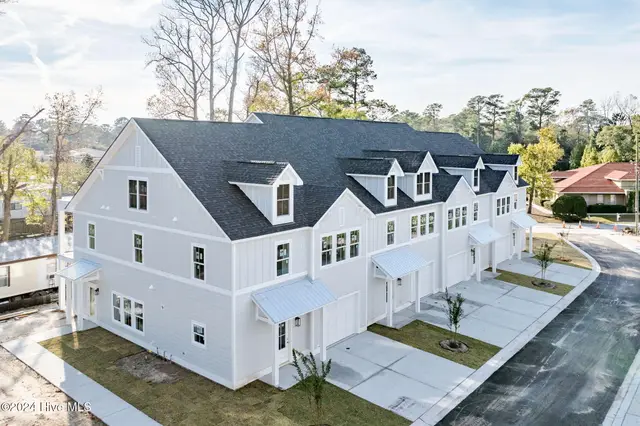 115 Seagate Place, Wilmington, NC 28403
