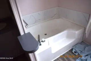 3029 Crystal Lake Drive, Elizabeth City, NC 27909 – photo 12: Primary Bathroom 2