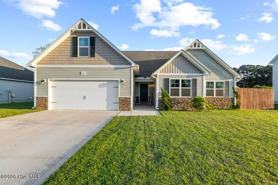 310 James Hedrick Court, Jacksonville, NC 28540 – photo 1 of 48: 425A1855