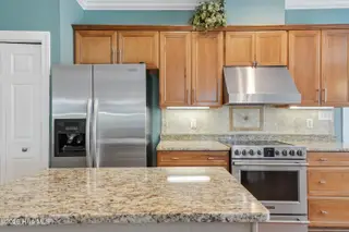 307 Duck Haven, Swansboro, NC 28584 – photo 21: 307 Duck Haven _ Interior-Exterior (35 o