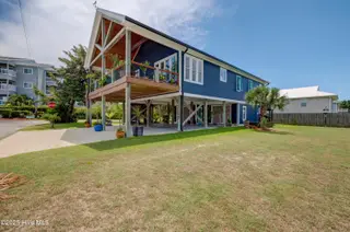 309 Georgia Avenue, Carolina Beach, NC 28428 – photo 4: 309GeorgiaAvenue-4