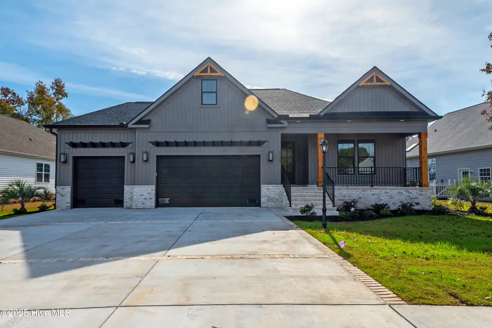 1103 Treyburn Court NW, Calabash, NC 28467 – photo 1 of 50: 1103 Treyburn02
