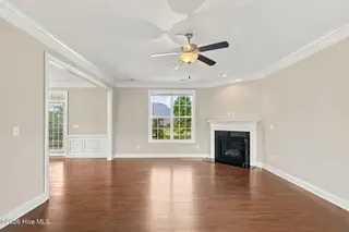1014 Ginger Lily Way, Leland, NC 28451 — 4-bedroom home in Waterford of the Carolinas, Leland, NC, photo 9 of 53: 24-web-or-mls-DSC07529
