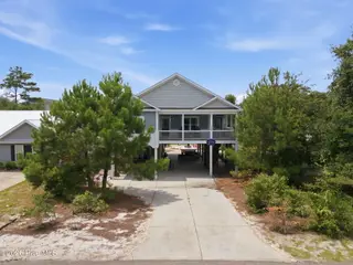 147 NW 11th Street, Oak Island, NC 28465 – photo 2