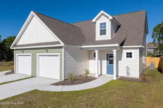 224 Sandpiper Place, Holly Ridge, NC 28445 — 3-bedroom townhome in Coastal Village, Holly Ridge, NC, photo 3 of 28: 226-224 Sandpiper - Photos - MLS_3