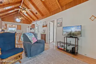 228 E Second Street, Ocean Isle Beach, NC 28469 – photo 12
