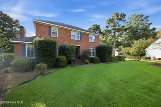 1053 Colleton Way, Trent Woods, NC 28562 – photo 2: 2-web-or-mls-0C0A2747_edit